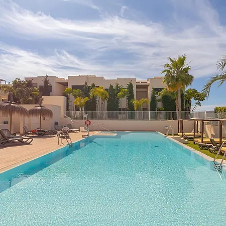 Apartment Luxury Jardinana Lotus 700m To - Happy